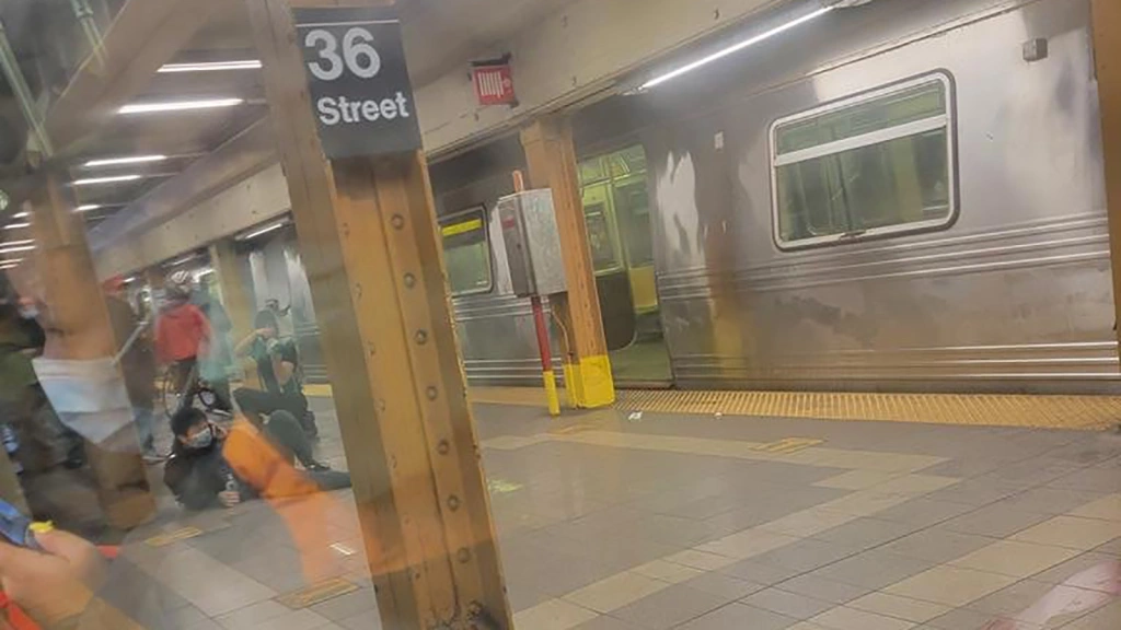 Tiroteo en Nueva York: sospechoso activó gas y abrió fuego