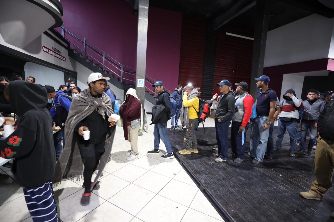 Habilitan albergue humanitario en Ciudad Juárez para migrantes venezolanos retornados de EU