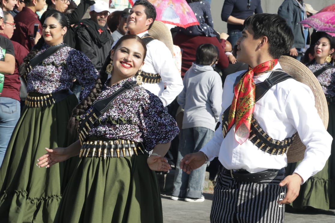 Asisten más de 80 mil juarenses al “Primer Gran Desfile” de la Ciudad 