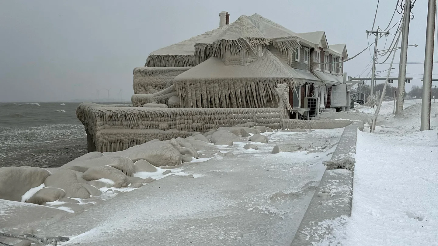 Van 50 muertos por nevadas en EU