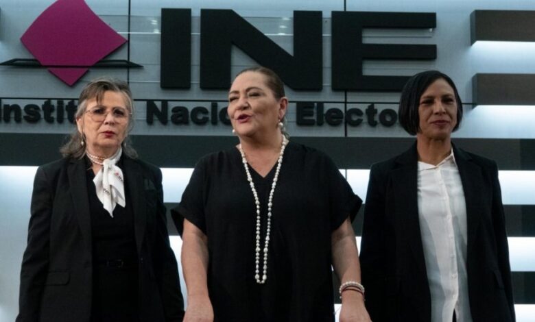 El INE cierra hoy el registro para aspirantes a una candidatura independiente por la presidencia