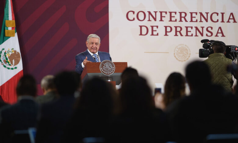 AMLO acepta renuncia de Zaldívar; alista terna de mujeres para la vacante en la SCJN