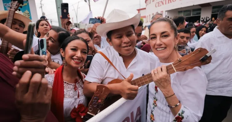 Claudia Sheinbaum acusa a la oposición de ser el “frente de las imposiciones”