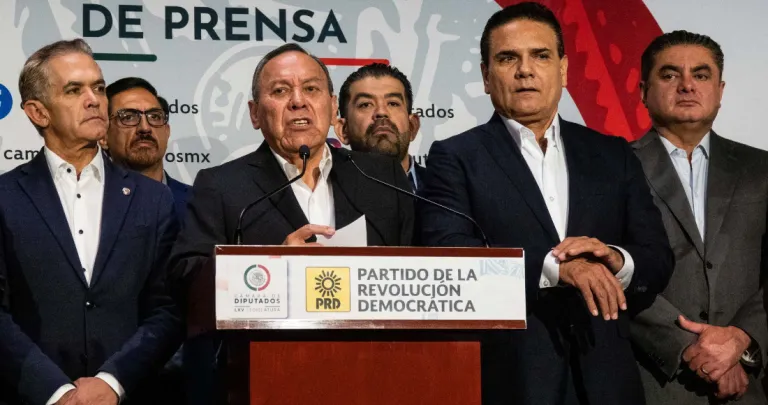 PRI y PAN se agandallan las candidaturas: PRD. Apoya a Xóchitl, pero termina alianza