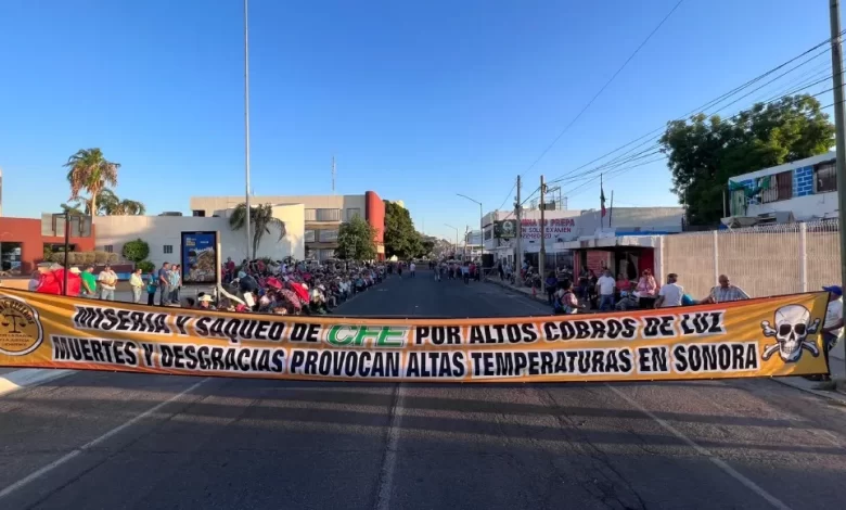 Miles marchan contra altos cobros de la CFE en Sonora; denuncian alzas de hasta 300%