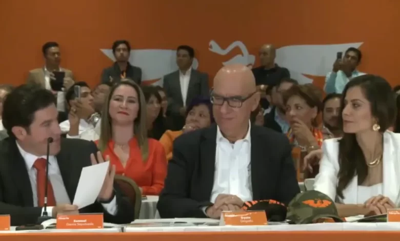 MC intenta resolver su campaña presidencial 2024 después de la caída de Samuel García