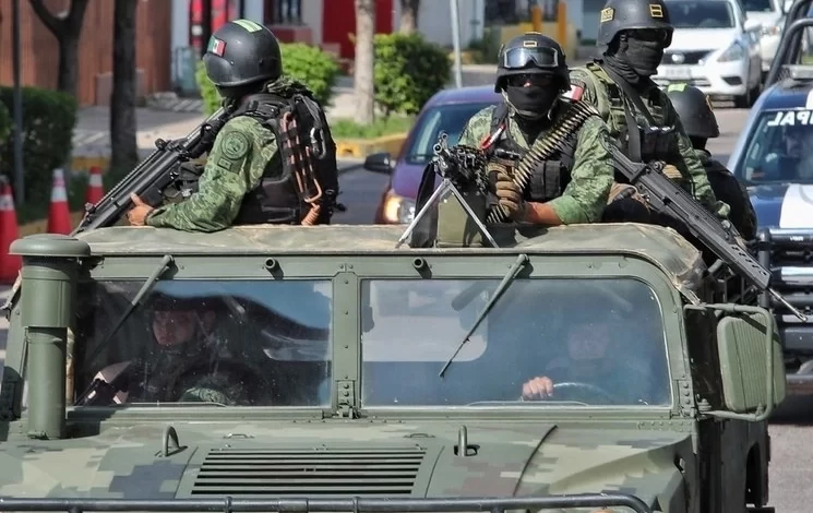 Gobierno refuerza presencia de efectivos militares de GN en Culiacán