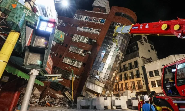 Sube a 9 la cifra de muertos por sismo en Taiwán; más de 900 heridos