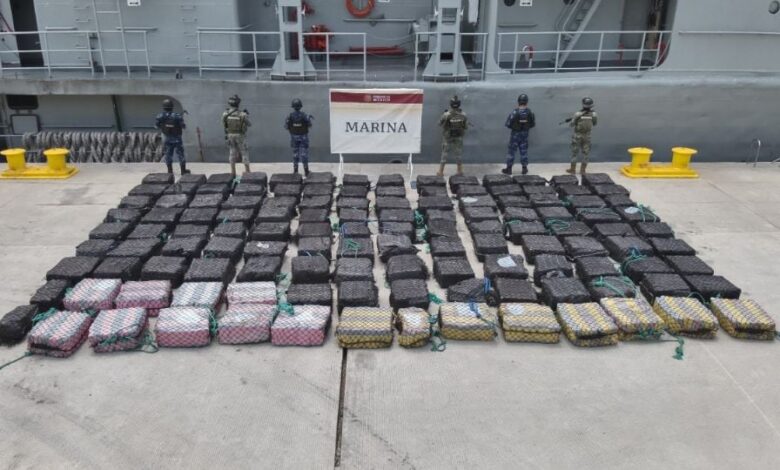 Semar propina fuerte golpe al narco: decomisa 7.2 toneladas de cocaína en costas de Michoacán