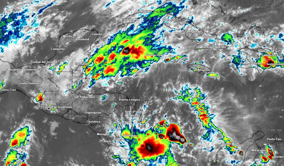 Onda Tropical 29 provocará intensas lluvias en la Península de Yucatán