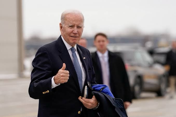 Joe Biden felicita a Sheinbaum por su toma de posesión como presidenta de México