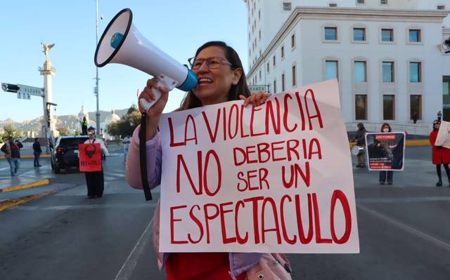 Protesta antitaurina en el Centro exige al Gobierno frenar corrida de toros