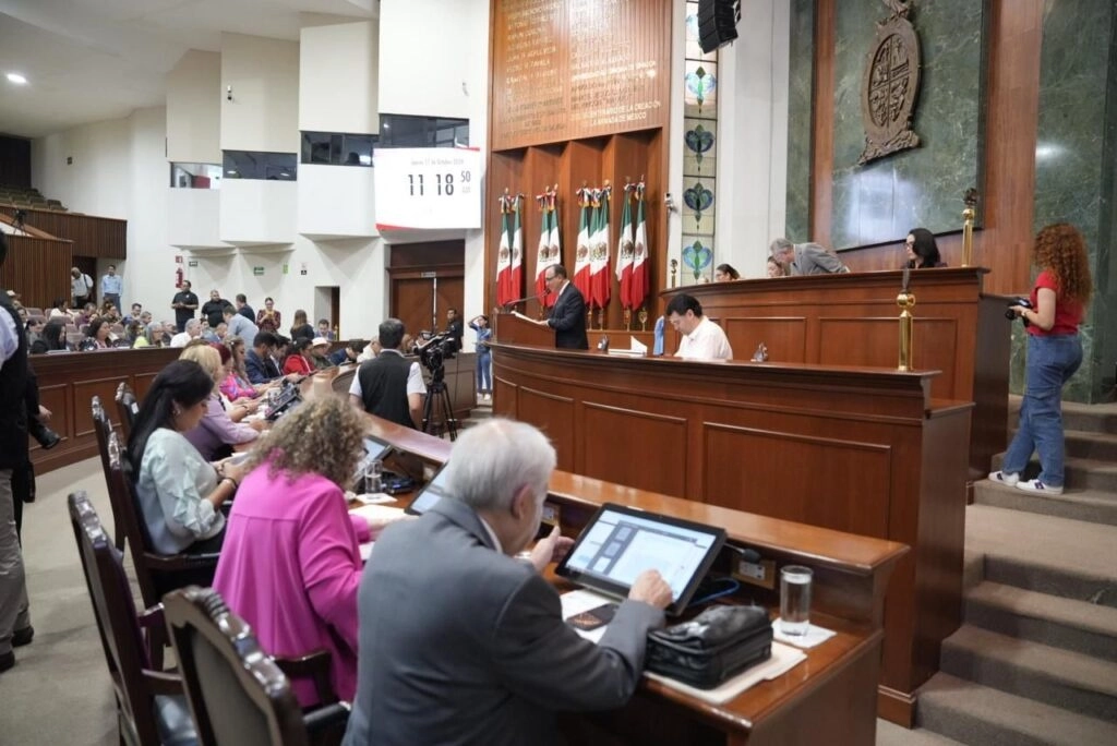 Gobernador Rubén Rocha Moya entrega su Tercer Informe al Congreso de Sinaloa