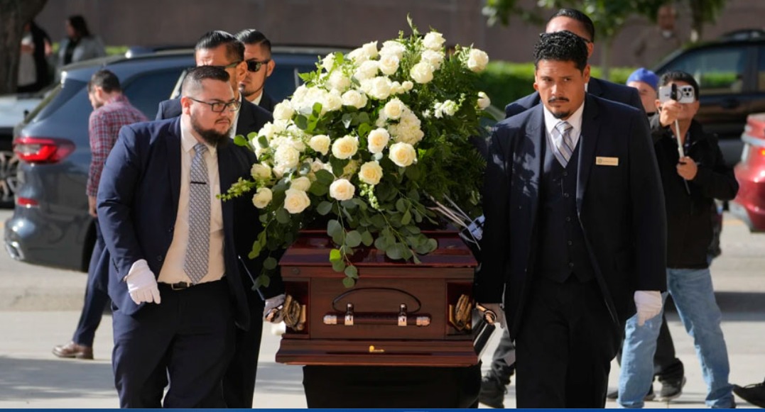 Fanáticos y compañeros despiden a Fernando Valenzuela con un homenaje emotivo en Los Ángeles